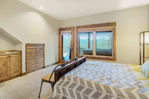 61363 Wild Rapids Dr, Bend, OR 97702 photo 18