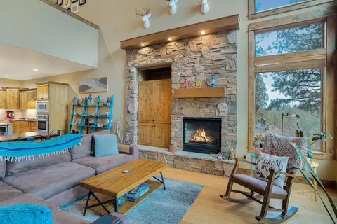 61363 Wild Rapids Dr, Bend, OR 97702 photo 9