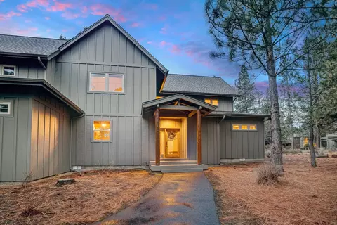 61363 Wild Rapids Dr, Bend, OR 97702 photo 2