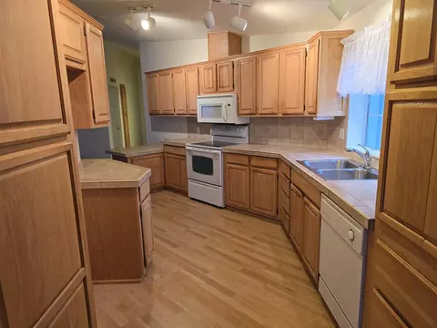555 Freeman Rd #254, Central Point, OR 97502 photo 5