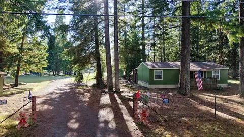 440 Red Blanket Rd, Prospect, OR 97536