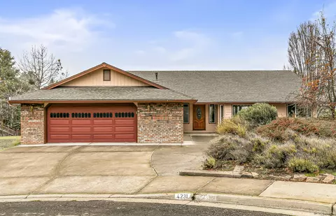 4231 Tamarack Dr, Medford, OR 97504