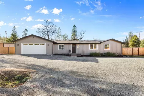 110 Stonebrook Way, Merlin, OR 97532