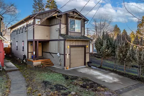 139 SE Roosevelt Ave, Bend, OR 97702