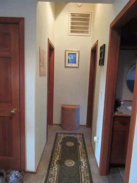 Entry Way - 16144 Sprague River Rd, Chiloquin, OR 97624 photo 3 of 5
