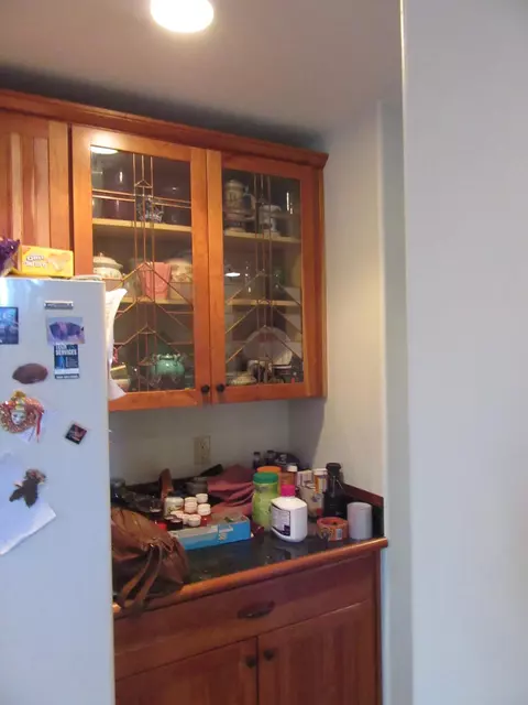 Kitchen - 16144 Sprague River Rd, Chiloquin, OR 97624 photo 5 of 5