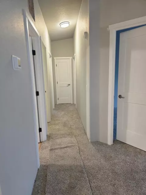 633 E Archwood Dr UNIT 70, Eagle Point, OR 97524 photo 8