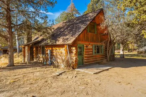 21910 Rickard Rd, Bend, OR 97702