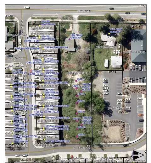 1884 SW Hungry Hill Dr #A-D, Grants Pass, OR 97527