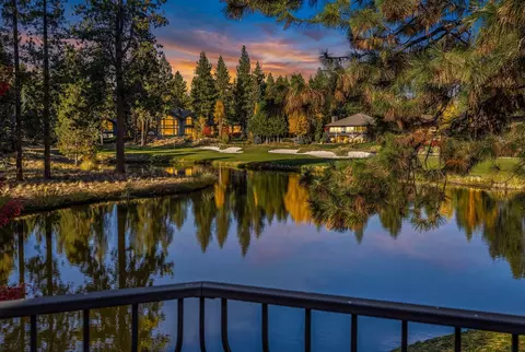 View/Area - 61302 Tam Mcarthur Loop, Bend, OR 97702 photo 2 of 2