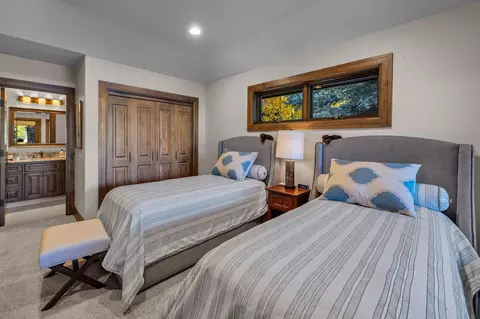 Bedroom - 61302 Tam Mcarthur Loop, Bend, OR 97702 photo 5 of 5