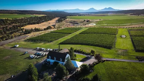 70445 NW Lower Valley Dr #100, Terrebonne, OR 97760