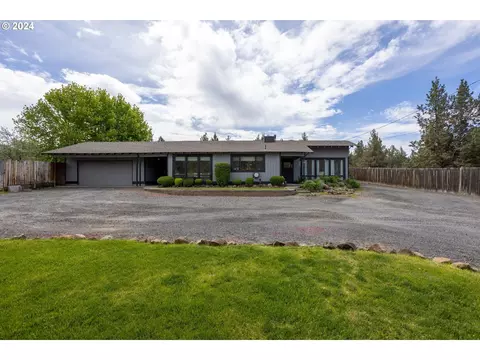 13535 SW Cinder Dr, Terrebonne, OR 97760