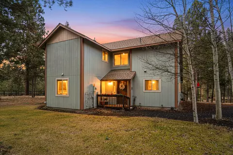 55065 Marten Ln, Bend, OR 97707