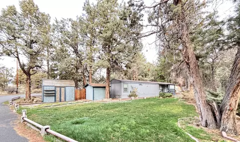 64100 N Hwy 97 #14, Bend, OR 97701