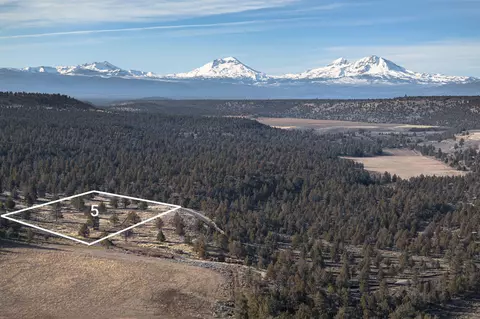 69850 NW Lower Valley Dr NW, Terrebonne, OR 97760