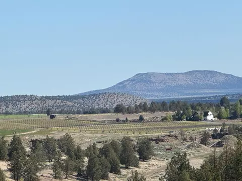 69800 NW Lower Valley Dr NW, Terrebonne, OR 97760