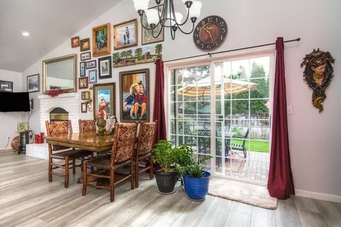 Dining - 3393 NE Stonebrook Loop, Bend, OR 97701 photo 1 of 2
