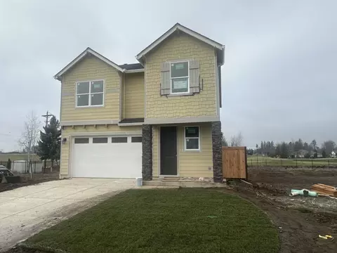 188 Maple St #4, Eagle Point, OR 97524 photo 3