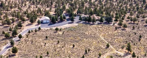 6820 SW George Millican Rd, Prineville, OR 97754
