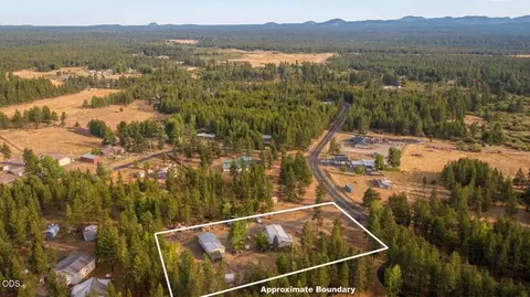 53707 Bridge Dr, La Pine, OR 97739