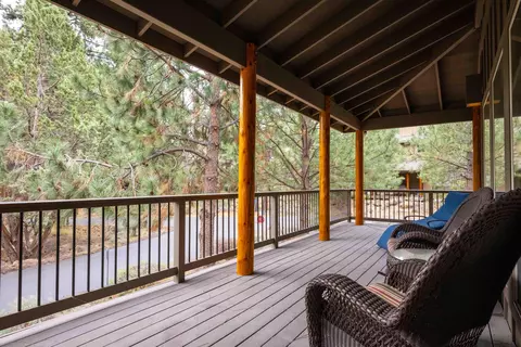 Exterior - 19672 Winter Wren Loop, Bend, OR 97702 photo 3 of 7