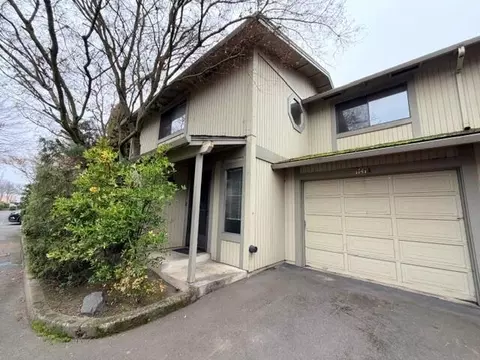 1141 Progress Dr #A, Medford, OR 97504