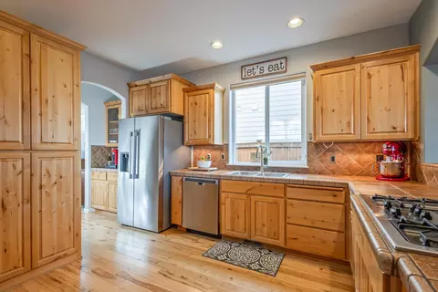Kitchen - 63151 Brookstone Ln, Bend, OR 97701 photo 1 of 4