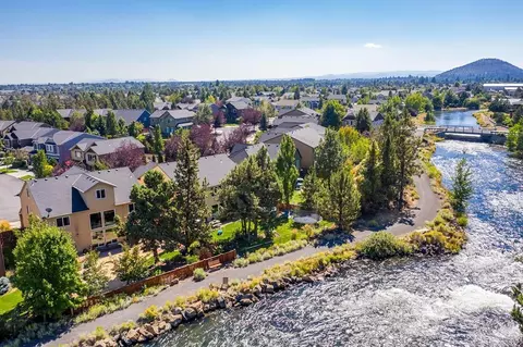 View/Area - 63151 Brookstone Ln, Bend, OR 97701 photo 1 of 12