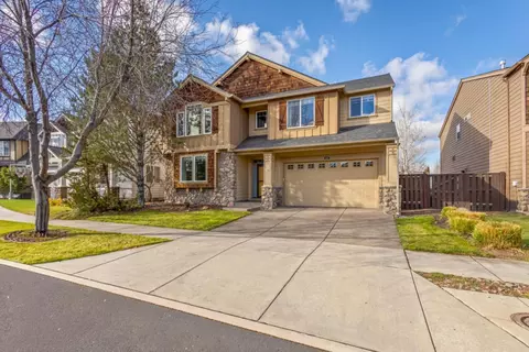 Exterior - 63151 Brookstone Ln, Bend, OR 97701 photo 7 of 8