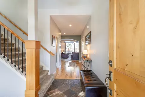Entry Way - 63151 Brookstone Ln, Bend, OR 97701 photo 3 of 5