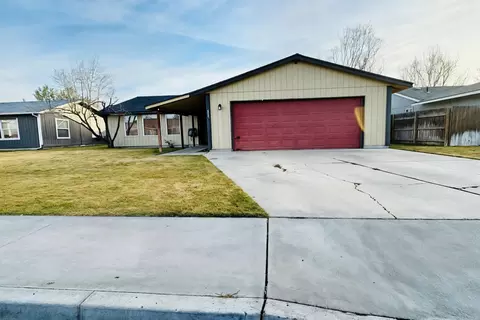 1552 NE Deedie Ct, Prineville, OR 97754
