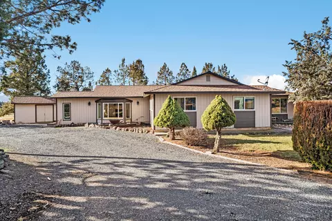 1839 NW 51st St, Redmond, OR 97756