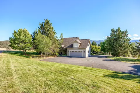 2101 Dead Indian Memorial Rd, Ashland, OR 97520