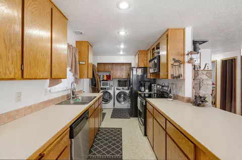 Other - 53465 Kokanee Ln, La Pine, OR 97739 photo 3 of 16