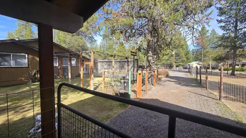 Exterior - 53465 Kokanee Ln, La Pine, OR 97739 photo 5 of 13