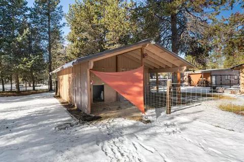 Exterior - 53465 Kokanee Ln, La Pine, OR 97739 photo 10 of 14