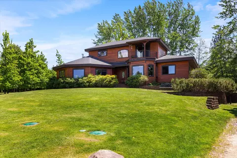 4896 Highway 66, Ashland, OR 97520