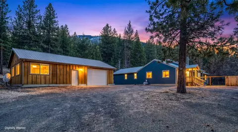 26508 Rainbow Rd, Canyon City, OR 97820