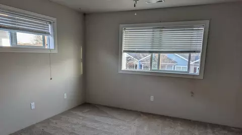Bedroom - 606 Blue Moon Dr, Central Point, OR 97502 photo 2 of 2