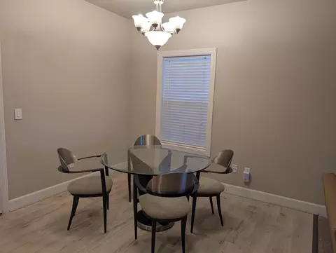 Dining - 606 Blue Moon Dr, Central Point, OR 97502 photo 1 of 1