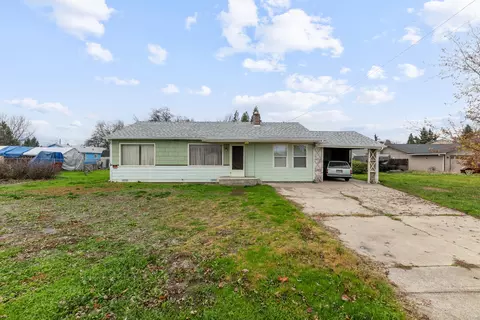2819 Connell Ave, Medford, OR 97501