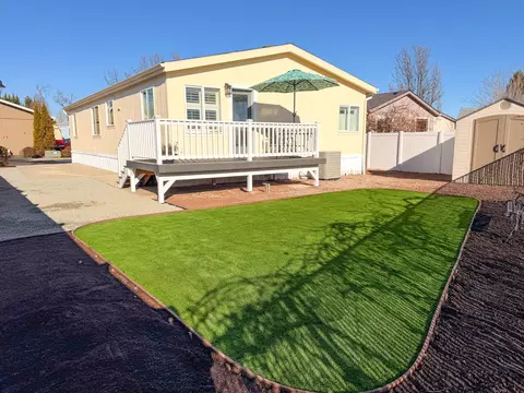 4425 W Main St #SPC 9, Medford, OR 97501
