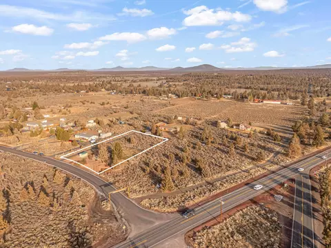 View/Area - 66830 Central St, Bend, OR 97703 photo 3 of 15