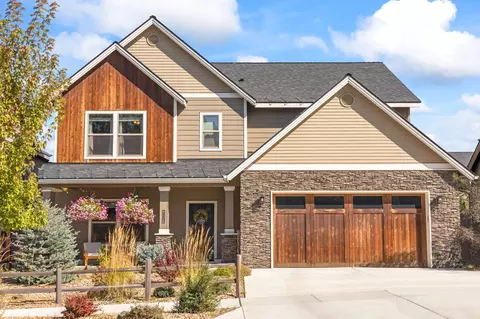 63326 Thoroughbred Pl, Bend, OR 97703