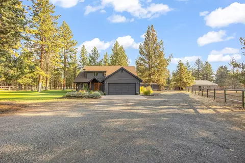 15624 National Forest Ln, Sisters, OR 97759