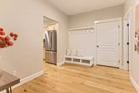 Entry Way - 2472 NW Shields Dr, Bend, OR 97703 photo 6 of 7