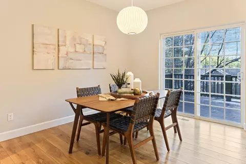 Dining - 2472 NW Shields Dr, Bend, OR 97703 photo 2 of 2