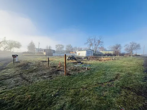 810 SW 1st St, Madras, OR 97741
