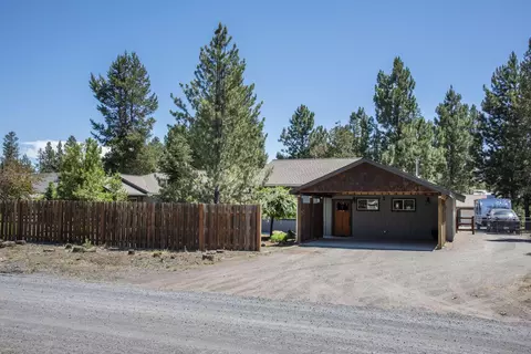16111 Lava Dr, La Pine, OR 97739